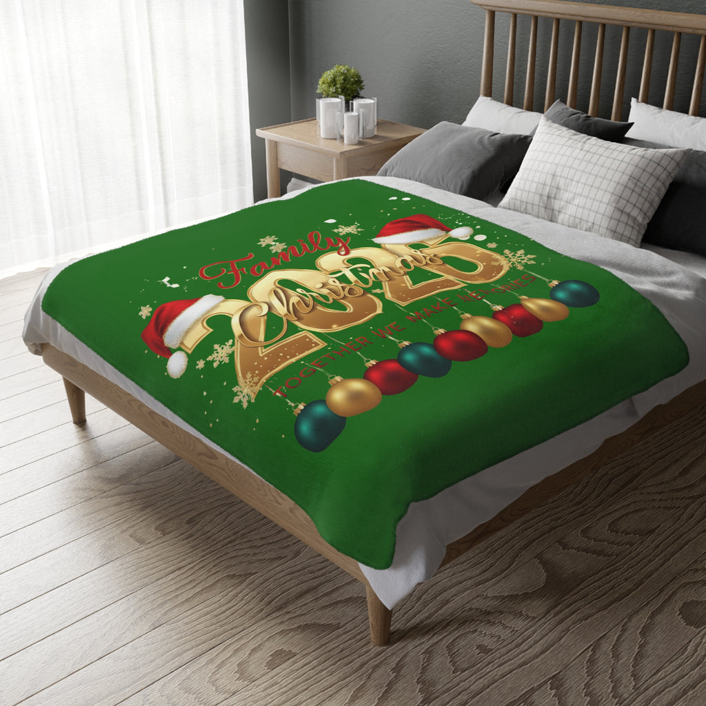 Christmas 2025 Family Blanket — Festive Velveteen Microfiber Throw